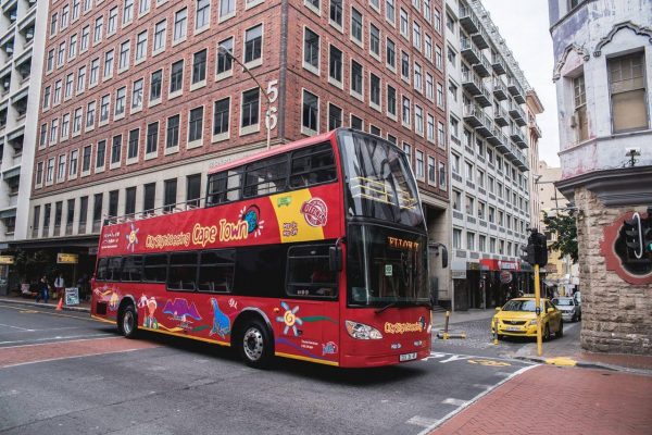 City_sightseeing_bus_in_long_street_motion_craig_howes